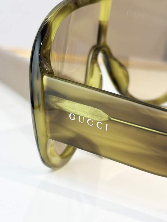 Picture of Gucci Sunglasses _SKUfw79722035fw